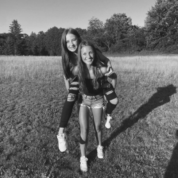 Meet your Posher, Janna - Picture 1 of 1